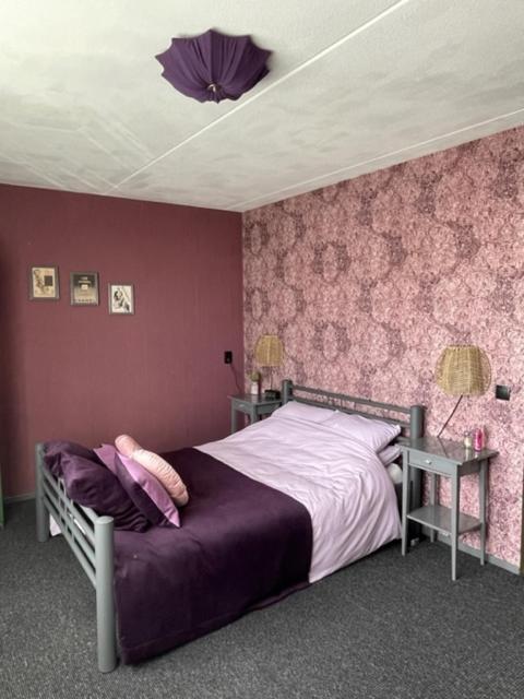 Bed And Breakfast Devijfbees Barendrecht Exterior photo